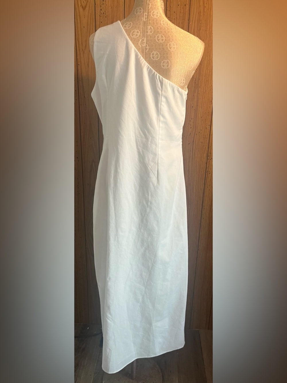 Petal & Pup Chandler one shoulder linen blend  High Side dress - Picture 6 of 7